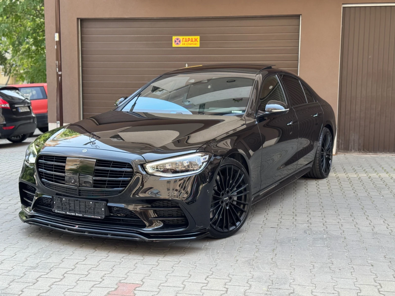 Mercedes-Benz S 400 4 Matic AMG Line * Pano * Black Edition - изображение 3 | Auto.bg Mercedes-Benz S 400 4 Matic AMG Line * Pano * Black Edition - изображение 3