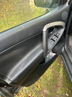 Toyota Rav4 2.2 D-CAT 177kc Не пали - 4500 лв. / 2300.81 € - 19488938 10 | Car24.bg Toyota Rav4 2.2 D-CAT 177kc Не пали - 4500 лв. / 2300.81 € - 19488938 10