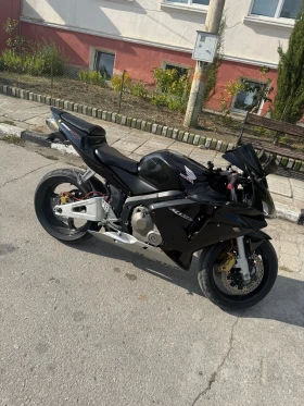 Honda Cbr CBR600RR | Auto.bg — изображение 2 Honda Cbr CBR600RR | Auto.bg — изображение 2