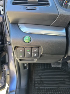 Honda Cr-v 2.0/155hp/4x4/EURO6/FULL - 15300 € / 29924.20 лв. - 37108094 14 | Car24.bg Honda Cr-v 2.0/155hp/4x4/EURO6/FULL - 15300 € / 29924.20 лв. - 37108094 14