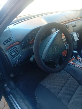 Mercedes-Benz E 300 3.0D - 1100 € - 13728932 5 | Car24.bg Mercedes-Benz E 300 3.0D - 1100 € - 13728932 5