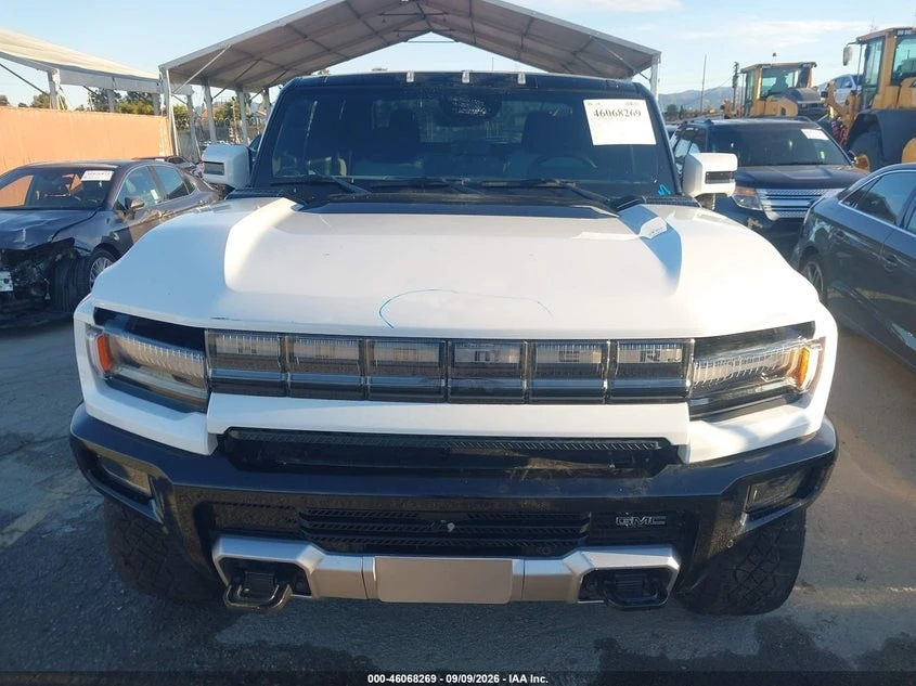Hummer H3 GMC EV PICKUP E4WD 3X | Auto.bg — изображение 1 Hummer H3 GMC EV PICKUP E4WD 3X | Auto.bg — изображение 1