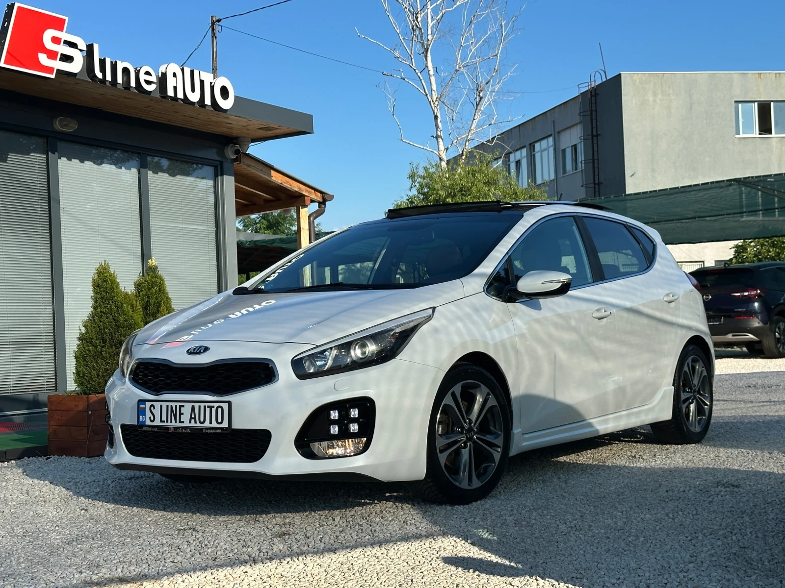 Kia Ceed GT Line* Панорама* Камера* Led* | Auto.bg — изображение 1 Kia Ceed GT Line* Панорама* Камера* Led* | Auto.bg — изображение 1