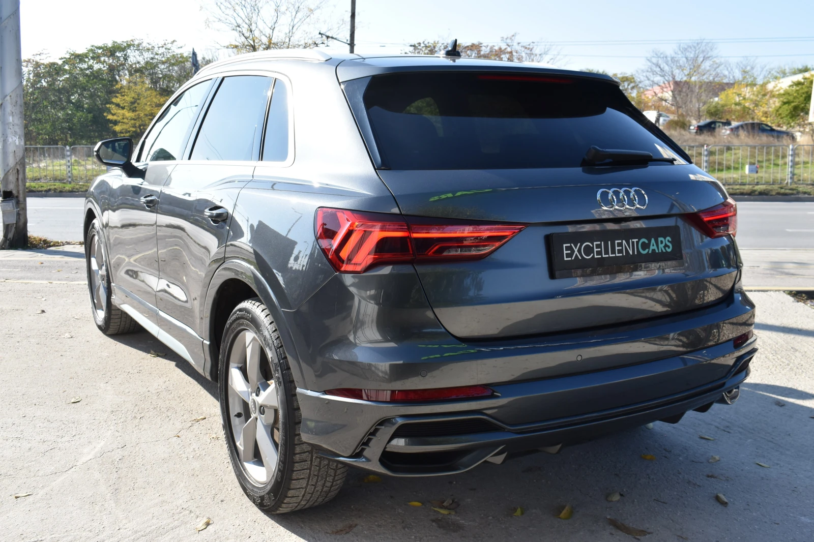 Audi Q3 S-LINE* 360CAM* LINE* ГАРАНЦИОННА - изображение 4 | Auto.bg Audi Q3 S-LINE* 360CAM* LINE* ГАРАНЦИОННА - изображение 4