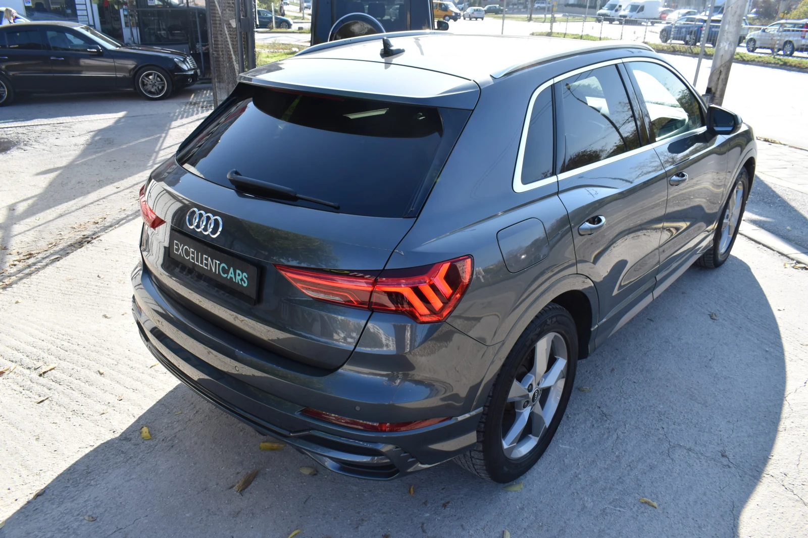 Audi Q3 S-LINE* 360CAM* LINE* ГАРАНЦИОННА - изображение 5 | Auto.bg Audi Q3 S-LINE* 360CAM* LINE* ГАРАНЦИОННА - изображение 5