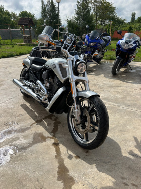     Harley-Davidson V-Rod 1250