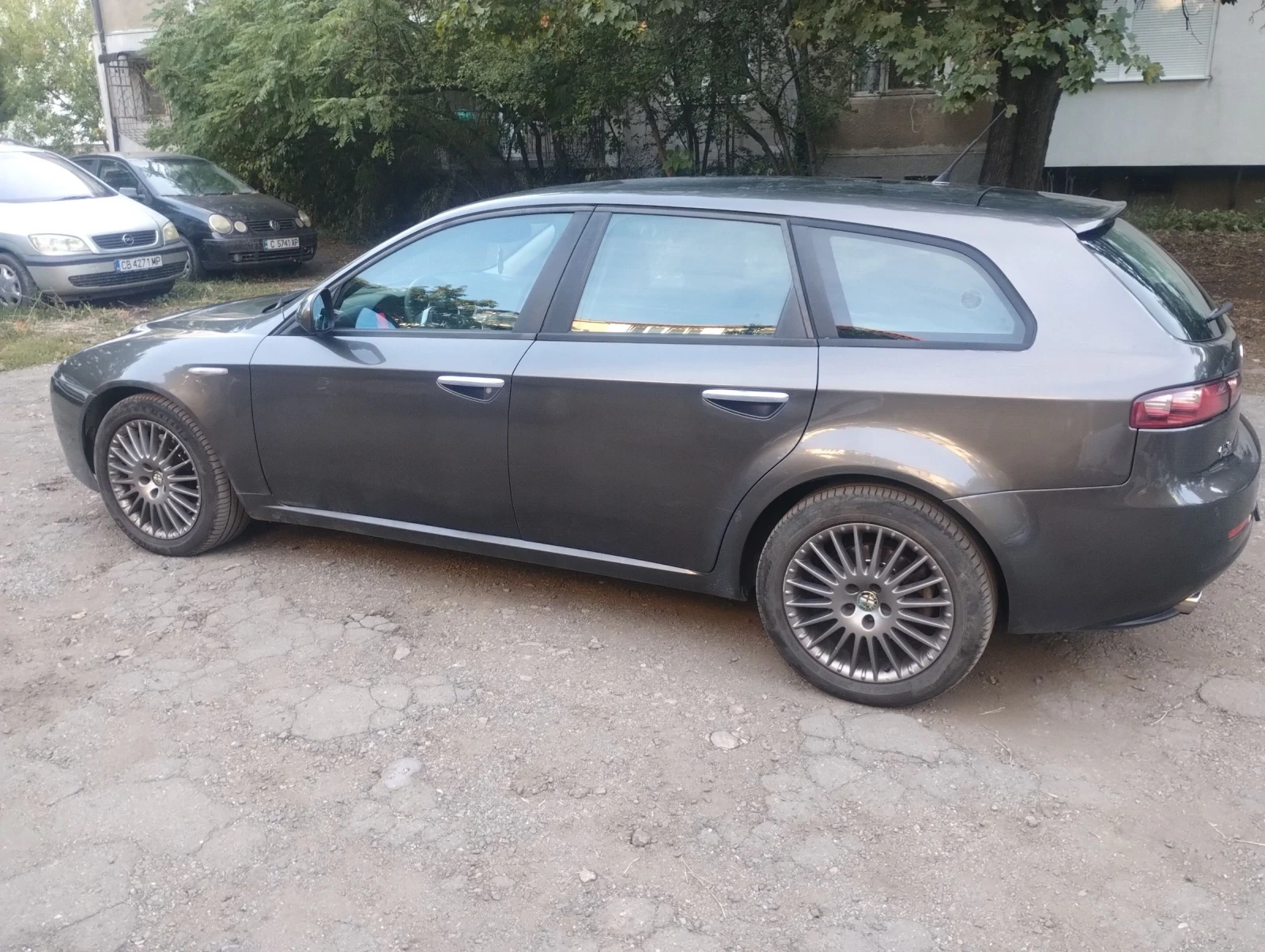 Alfa Romeo 159 sportwagon 2.4 jtd m - изображение 8 | Auto.bg Alfa Romeo 159 sportwagon 2.4 jtd m - изображение 8