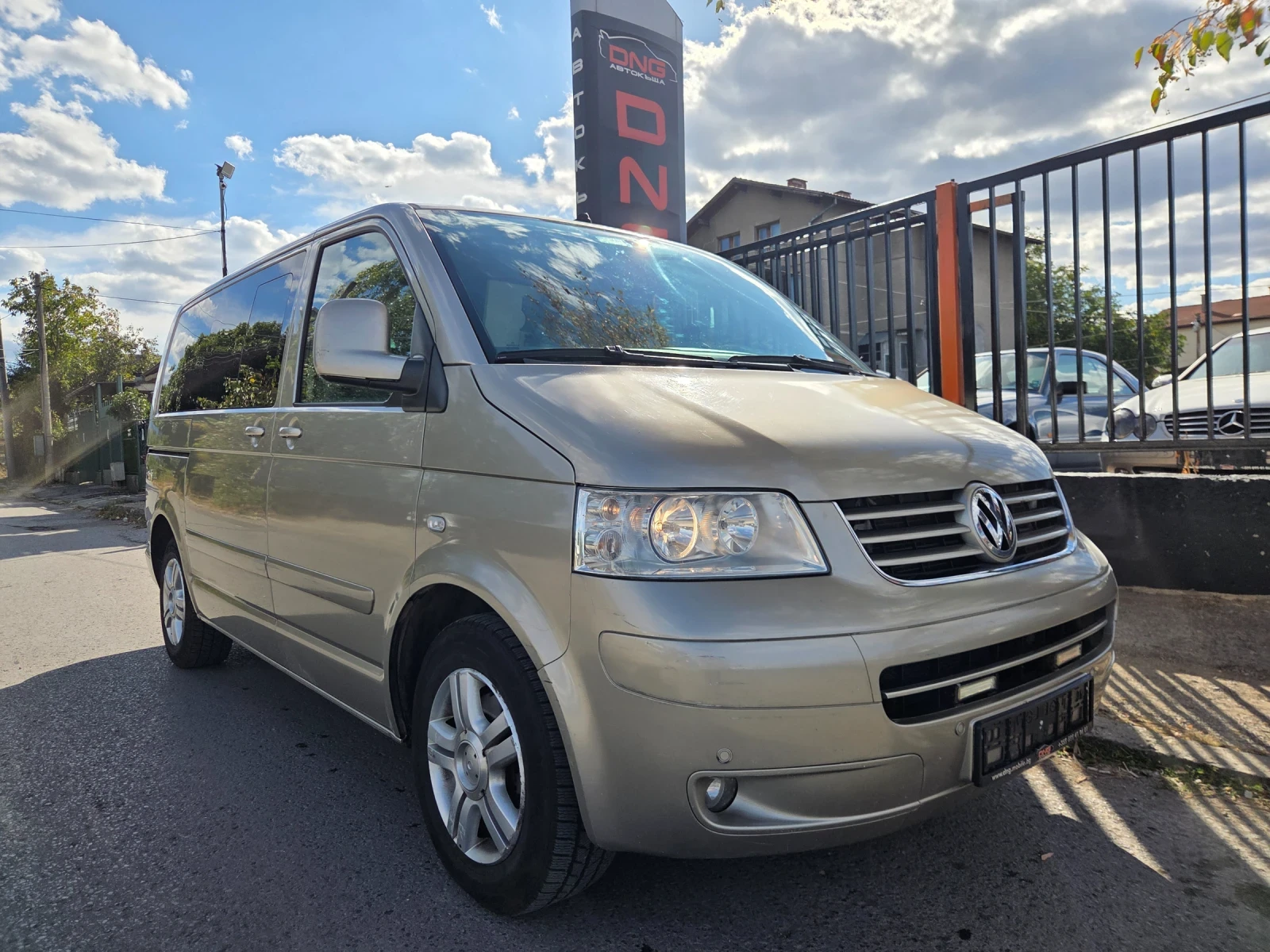 VW Multivan 2, 500TDI HIGHLINE EURO4 | Auto.bg — изображение 1 VW Multivan 2, 500TDI HIGHLINE EURO4 | Auto.bg — изображение 1