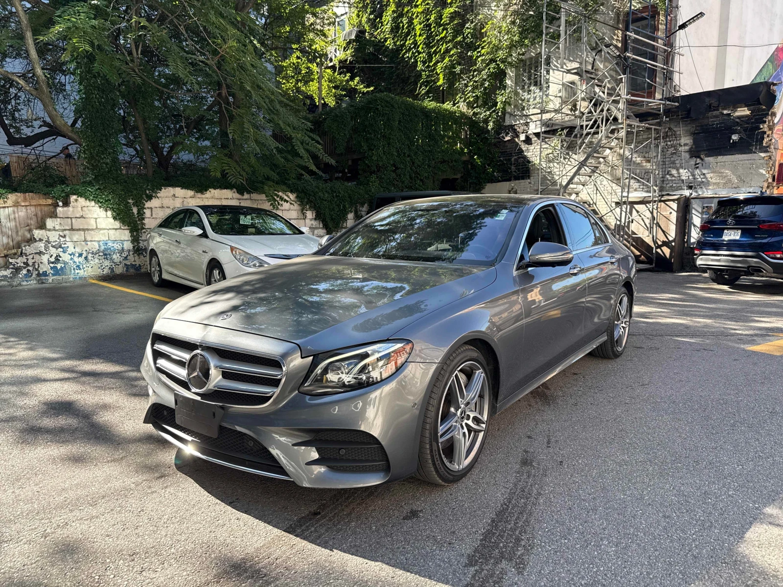 Mercedes-Benz E 450 4MATIC* DIS* BURMESTER* МАСАЖ* ОБДУХВАНЕ * АМБИЕНТ | Auto.bg — изображение 1 Mercedes-Benz E 450 4MATIC* DIS* BURMESTER* МАСАЖ* ОБДУХВАНЕ * АМБИЕНТ | Auto.bg — изображение 1