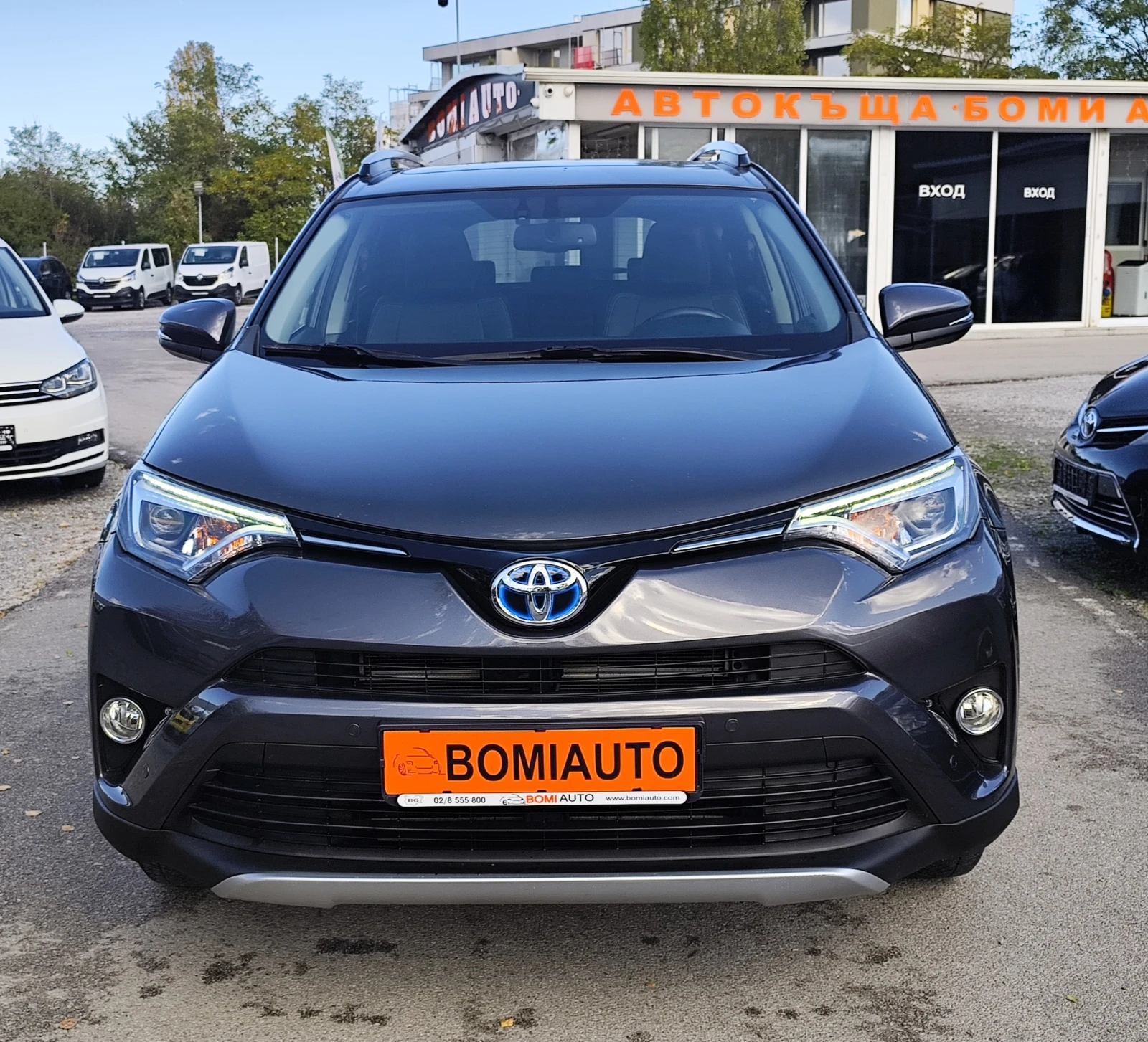 Toyota Rav4 2.5HYBRID* 4х4* АВТОМАТИК* КОЖА* LED/XENON* EURO6B - изображение 2 | Auto.bg Toyota Rav4 2.5HYBRID* 4х4* АВТОМАТИК* КОЖА* LED/XENON* EURO6B - изображение 2