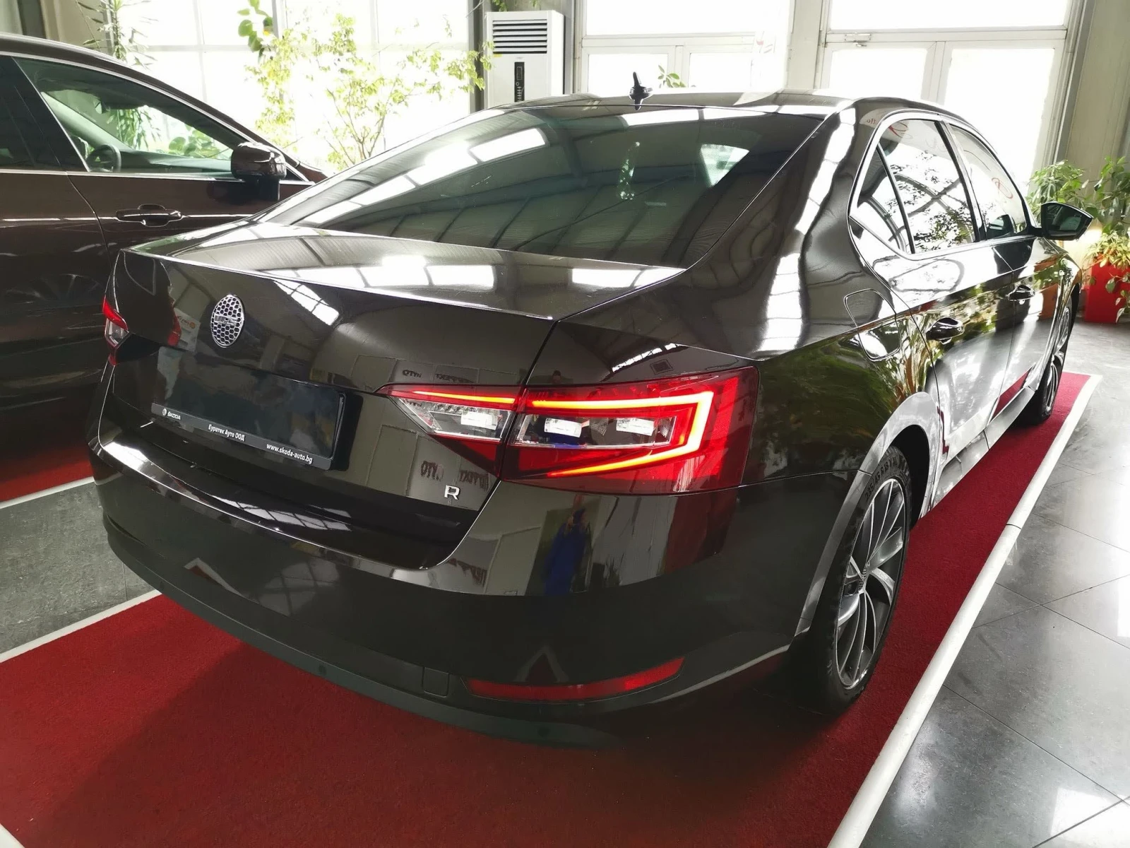 Skoda Superb L&K 4х4 7DSG - изображение 4 | Auto.bg Skoda Superb L&K 4х4 7DSG - изображение 4