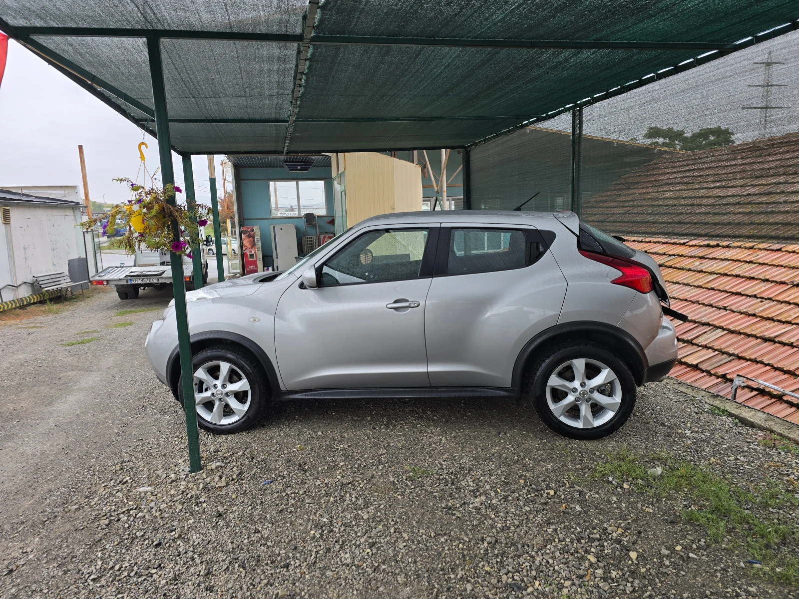 Nissan Juke 1.6i-140000км. - изображение 4 | Auto.bg Nissan Juke 1.6i-140000км. - изображение 4
