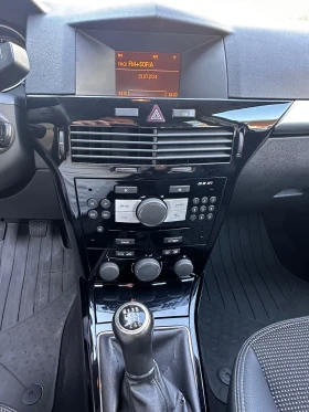 Opel Astra 1.9 Cdti Cosmo | Auto.bg — изображение 9 Opel Astra 1.9 Cdti Cosmo | Auto.bg — изображение 9
