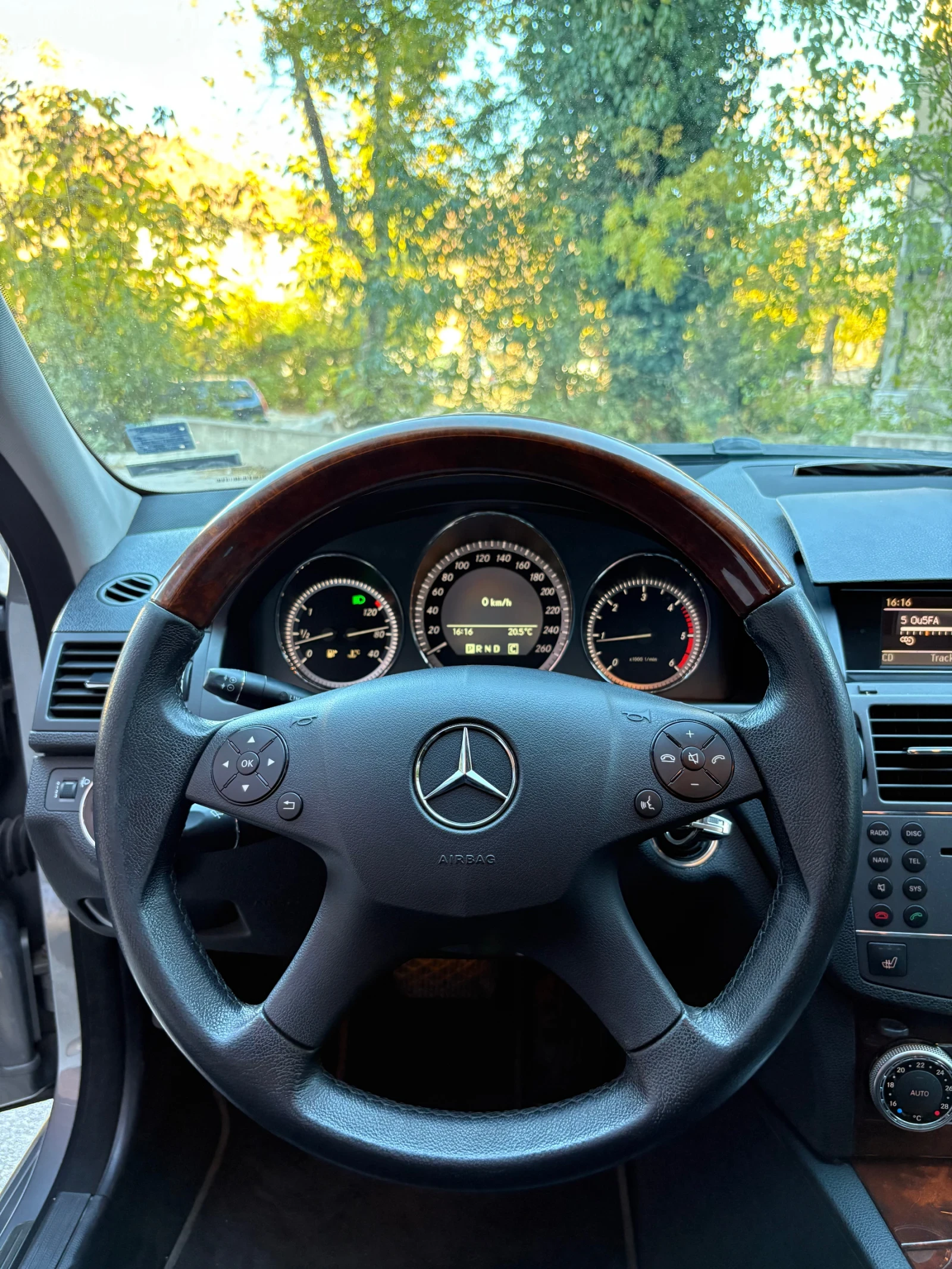 Mercedes-Benz C 250 blueefficiency - изображение 10 | Auto.bg Mercedes-Benz C 250 blueefficiency - изображение 10