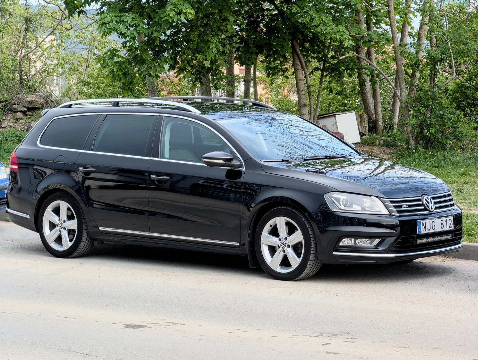 VW Passat R-line 2.0tdi 177hp 4х4 R-line - изображение 2 | Auto.bg VW Passat R-line 2.0tdi 177hp 4х4 R-line - изображение 2