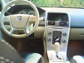 Volvo XC60 3.2i 238k.c. AWD | Auto.bg — изображение 14 Volvo XC60 3.2i 238k.c. AWD | Auto.bg — изображение 14