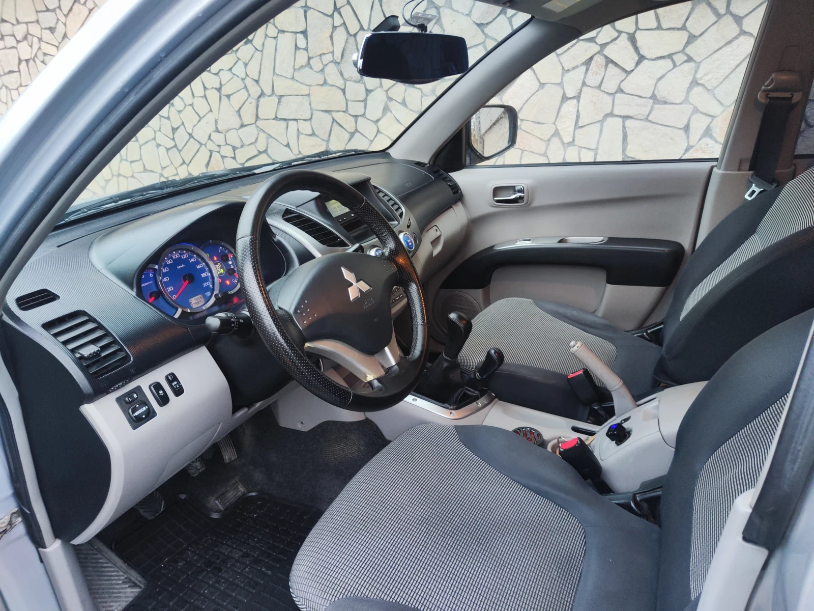 Mitsubishi L200  - изображение 8 | Auto.bg Mitsubishi L200  - изображение 8