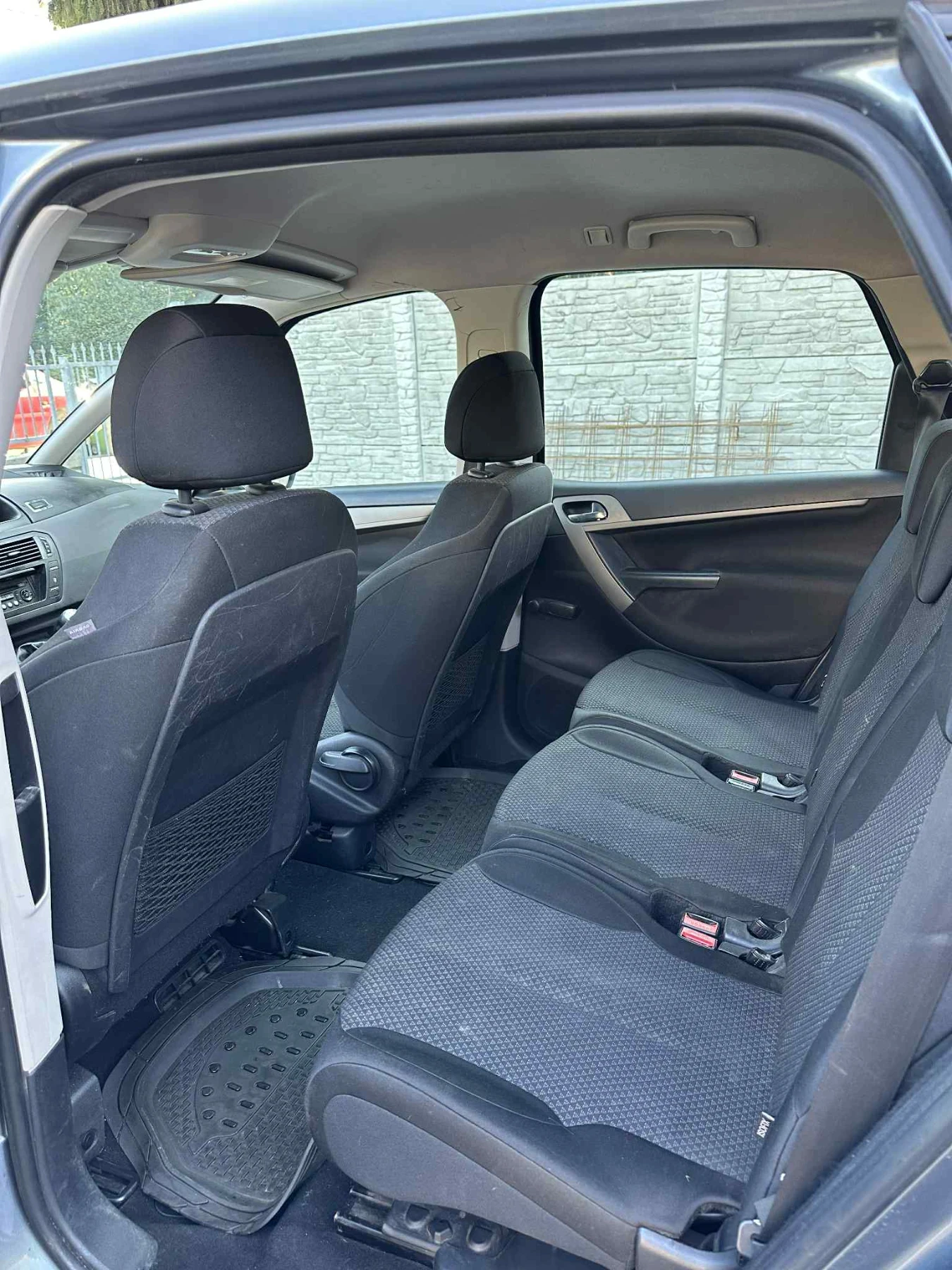 Citroen C4 Picasso  - изображение 6 | Auto.bg Citroen C4 Picasso  - изображение 6