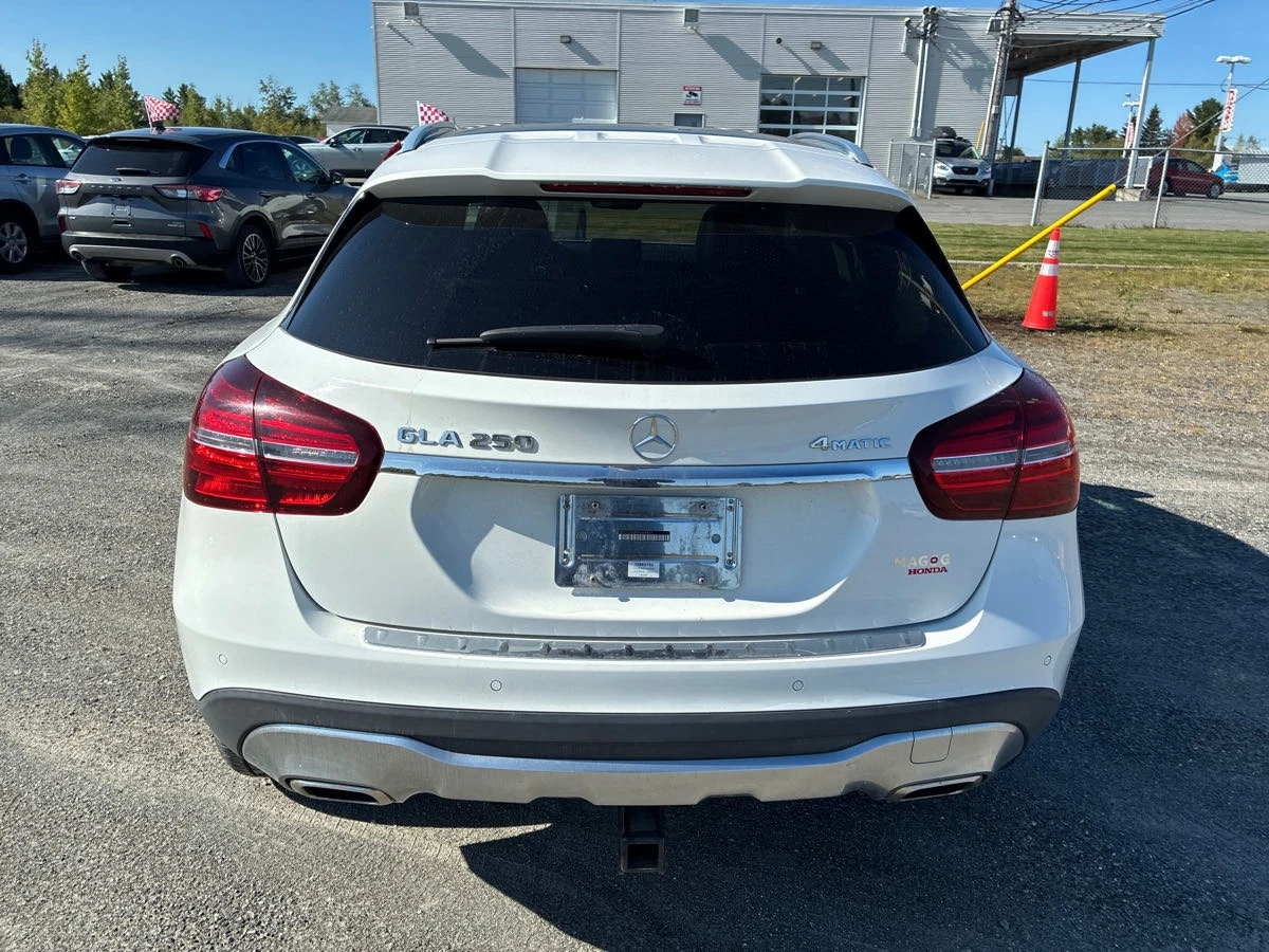 Mercedes-Benz GLA 250 * * CARFAX * * АВТО КРЕДИТ * *  - изображение 5 | Auto.bg Mercedes-Benz GLA 250 * * CARFAX * * АВТО КРЕДИТ * *  - изображение 5