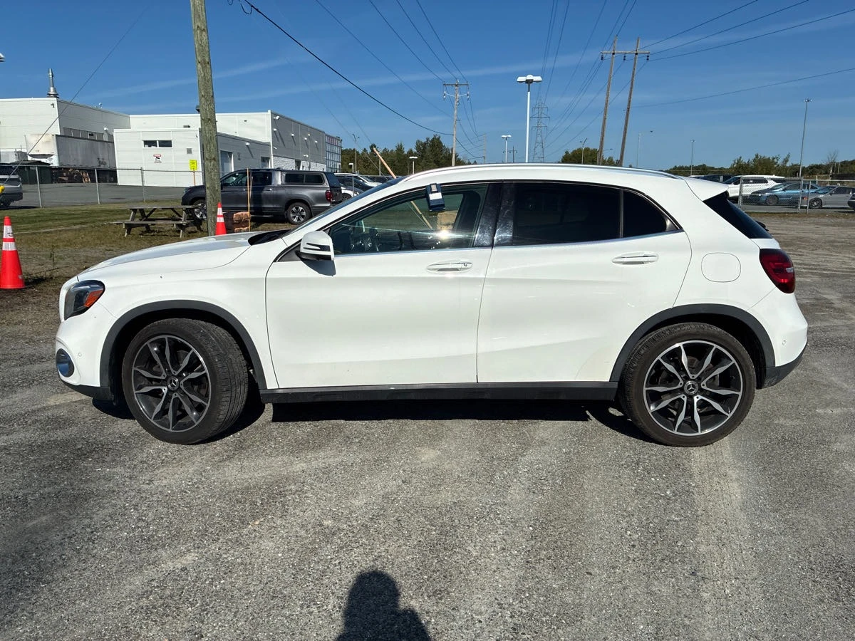 Mercedes-Benz GLA 250 * * CARFAX * * АВТО КРЕДИТ * *  - изображение 3 | Auto.bg Mercedes-Benz GLA 250 * * CARFAX * * АВТО КРЕДИТ * *  - изображение 3