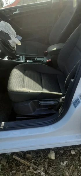 Skoda Fabia 1.0TSI CHZ - 11 лв. / 5.62 € - 46163448 4 | Car24.bg Skoda Fabia 1.0TSI CHZ - 11 лв. / 5.62 € - 46163448 4