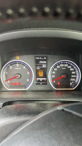 Honda Cr-v 2.2 I-CDTI - 7500 € / 14668.73 лв. - 92064643 12 | Car24.bg Honda Cr-v 2.2 I-CDTI - 7500 € / 14668.73 лв. - 92064643 12