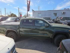 Toyota Tacoma * 4x4 Double Cab SB * CARFAX * БЕЗ ПЪРВОНАЧАЛНА | Auto.bg — изображение 3 Toyota Tacoma * 4x4 Double Cab SB * CARFAX * БЕЗ ПЪРВОНАЧАЛНА | Auto.bg — изображение 3
