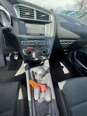 Citroen DS4 1.2i Turbo 130к.с - 6666 € / 13037.56 лв. - 63524476 6 | Car24.bg Citroen DS4 1.2i Turbo 130к.с - 6666 € / 13037.56 лв. - 63524476 6