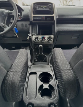 Honda Cr-v 4X4!РЪЧКА!2.0I-VTEC!ПЕРФЕКТНА! - 5200 € / 10170.32 лв. - 76832871 12 | Car24.bg Honda Cr-v 4X4!РЪЧКА!2.0I-VTEC!ПЕРФЕКТНА! - 5200 € / 10170.32 лв. - 76832871 12