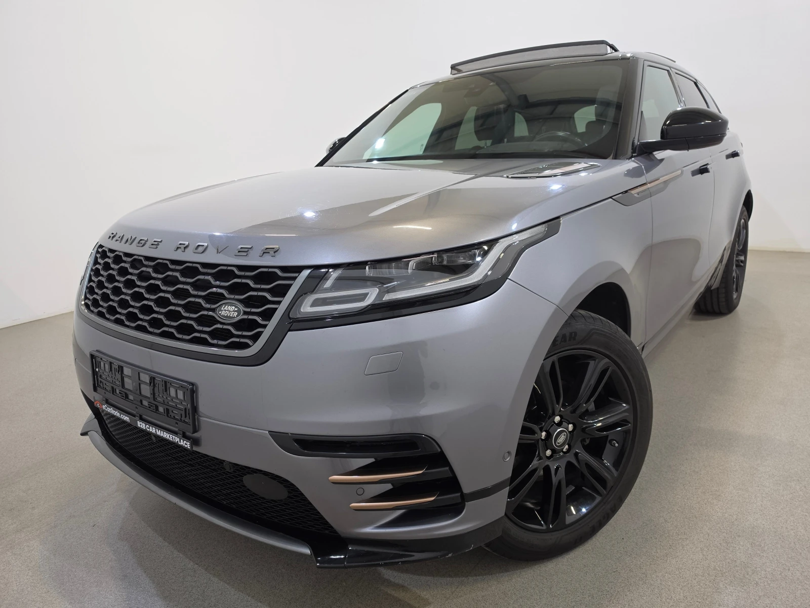 Land Rover Range Rover Velar 2.0 TD4 R-Dynamic LED-Xenon Pano Navi Lather | Auto.bg — изображение 1 Land Rover Range Rover Velar 2.0 TD4 R-Dynamic LED-Xenon Pano Navi Lather | Auto.bg — изображение 1