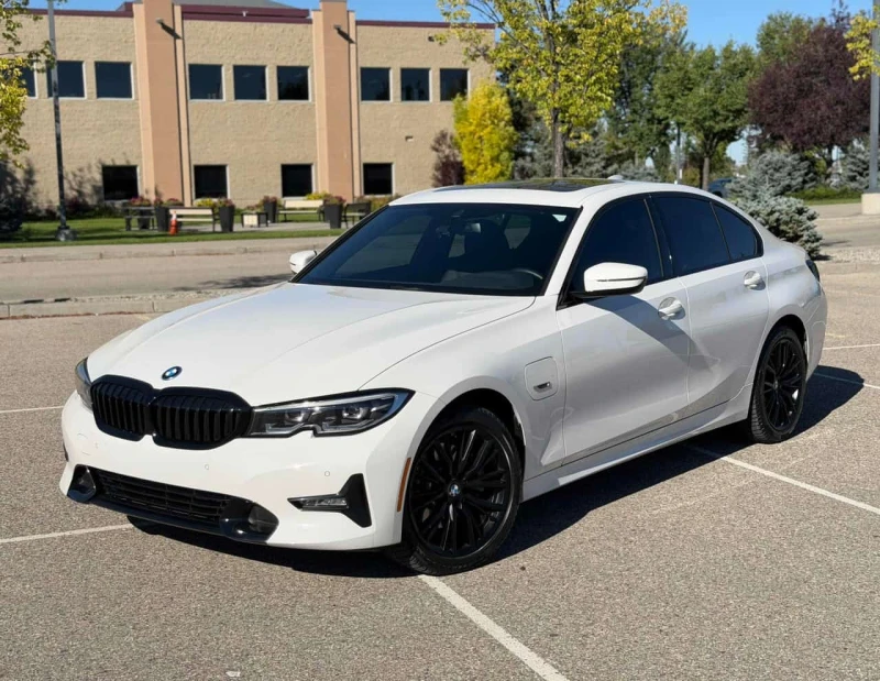 BMW 330 * 330e xDrive * CARFAX * - 27800 € - 51669707 1 | Car24.bg BMW 330 * 330e xDrive * CARFAX * - 27800 € - 51669707 1