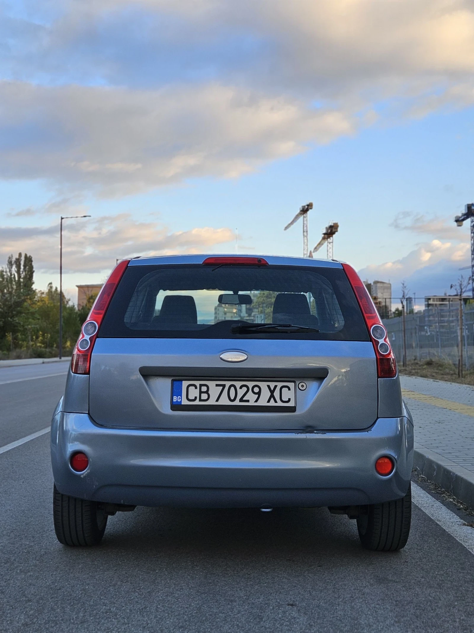 Ford Fiesta Mk6 1.4 Duratec - изображение 6 | Auto.bg Ford Fiesta Mk6 1.4 Duratec - изображение 6