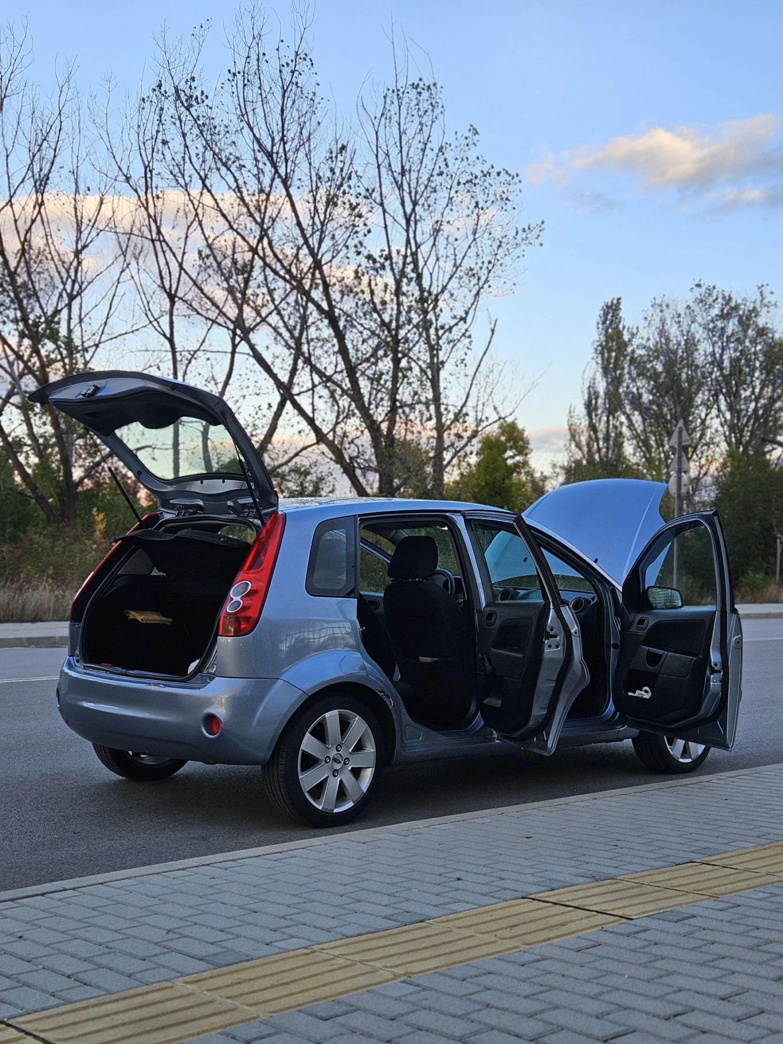 Ford Fiesta Mk6 1.4 Duratec - изображение 10 | Auto.bg Ford Fiesta Mk6 1.4 Duratec - изображение 10