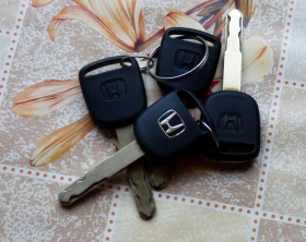 Honda Civic 1.6 V-TEC Facelift 110 HP | Auto.bg — изображение 9 Honda Civic 1.6 V-TEC Facelift 110 HP | Auto.bg — изображение 9