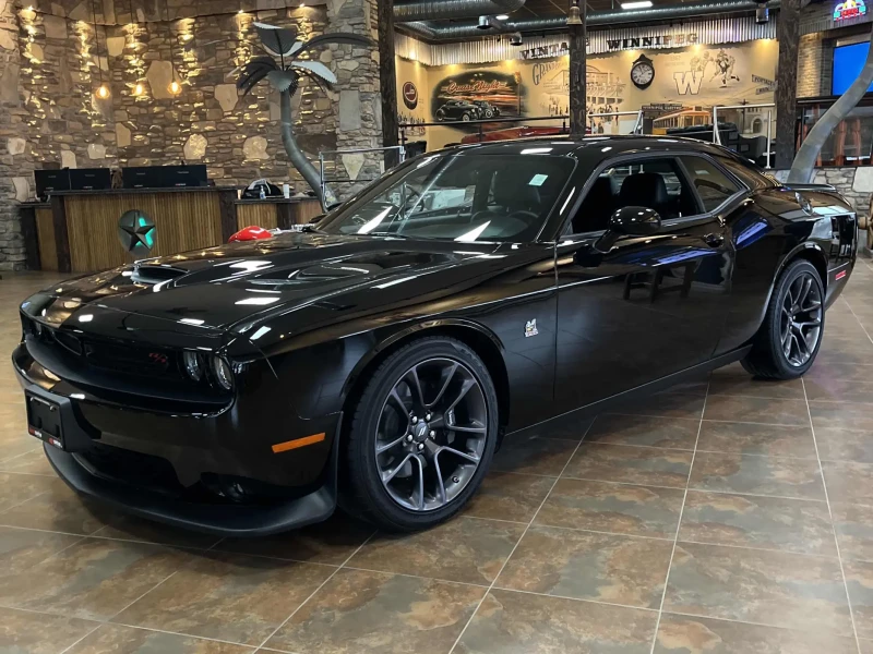 Dodge Challenger 6.4L 8cyl Rear Wheel Drive - 51632 € / 100983.41 лв. - 74070431 1 | Car24.bg Dodge Challenger 6.4L 8cyl Rear Wheel Drive - 51632 € / 100983.41 лв. - 74070431 1