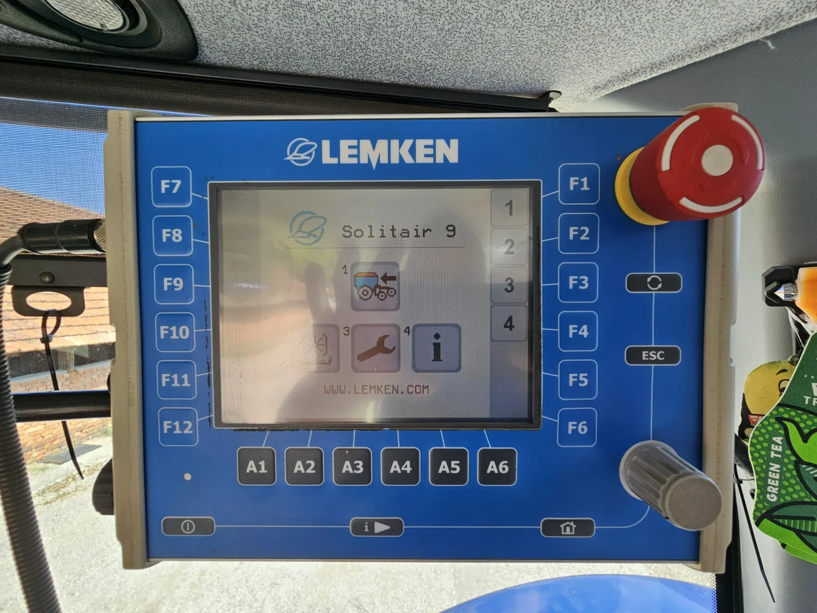 Сеялка Lemken Solitair9 - изображение 8 | Auto.bg Сеялка Lemken Solitair9 - изображение 8