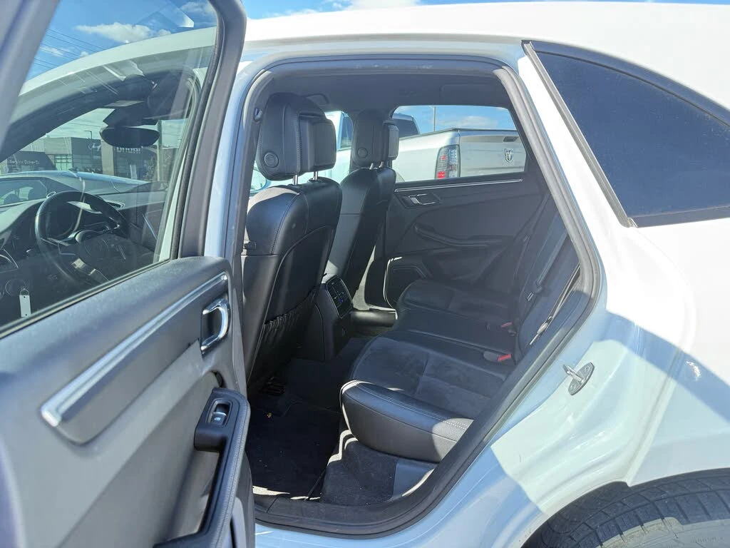 Porsche Macan ПОДГРЕВ* NAVI* LANE ASSIST - изображение 8 | Auto.bg Porsche Macan ПОДГРЕВ* NAVI* LANE ASSIST - изображение 8