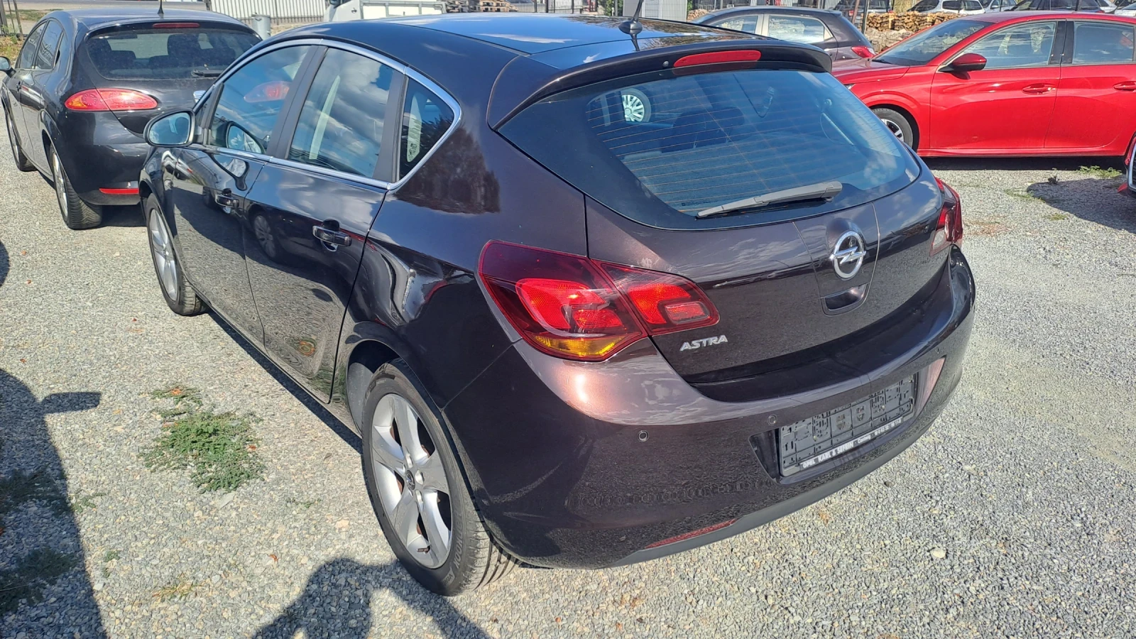 Opel Astra 1.6i 16v - изображение 7 | Auto.bg Opel Astra 1.6i 16v - изображение 7