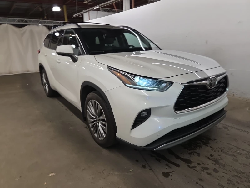 Toyota Highlander LIMITED - 30800 € / 60239.56 лв. - 17960411 1 | Car24.bg Toyota Highlander LIMITED - 30800 € / 60239.56 лв. - 17960411 1