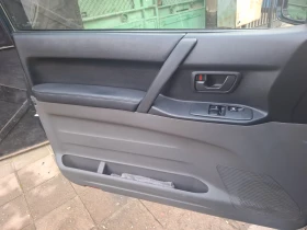 Mitsubishi Pajero УНИКАТ - 9700 € / 18971.55 лв. - 39582190 16 | Car24.bg Mitsubishi Pajero УНИКАТ - 9700 € / 18971.55 лв. - 39582190 16