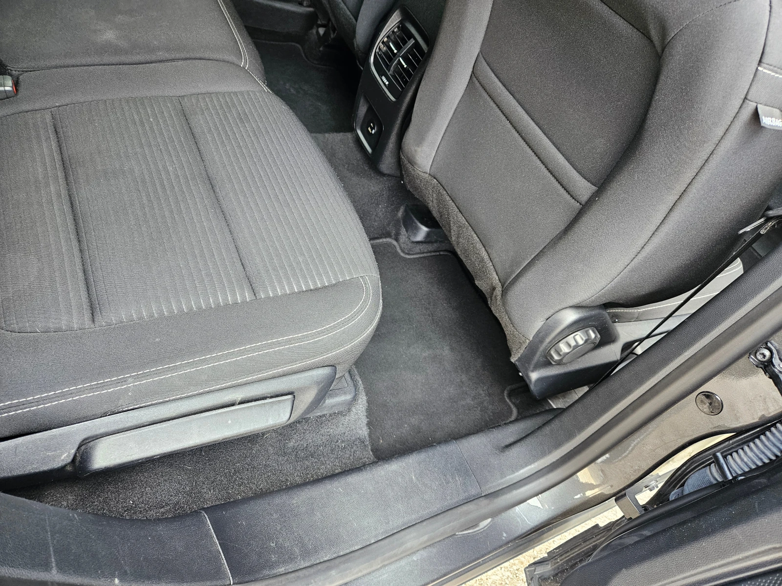 Ford Kuga 1.5 EcoBlue Titanium - изображение 9 | Auto.bg Ford Kuga 1.5 EcoBlue Titanium - изображение 9