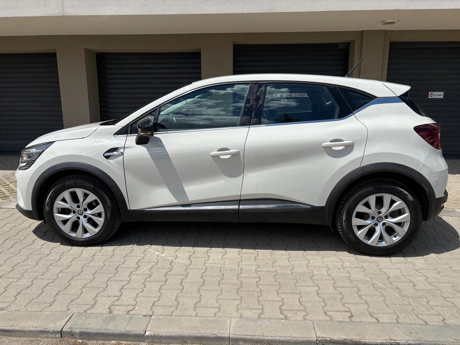 Renault Captur 1.3i16v-TCe Intens! - изображение 7 | Auto.bg Renault Captur 1.3i16v-TCe Intens! - изображение 7