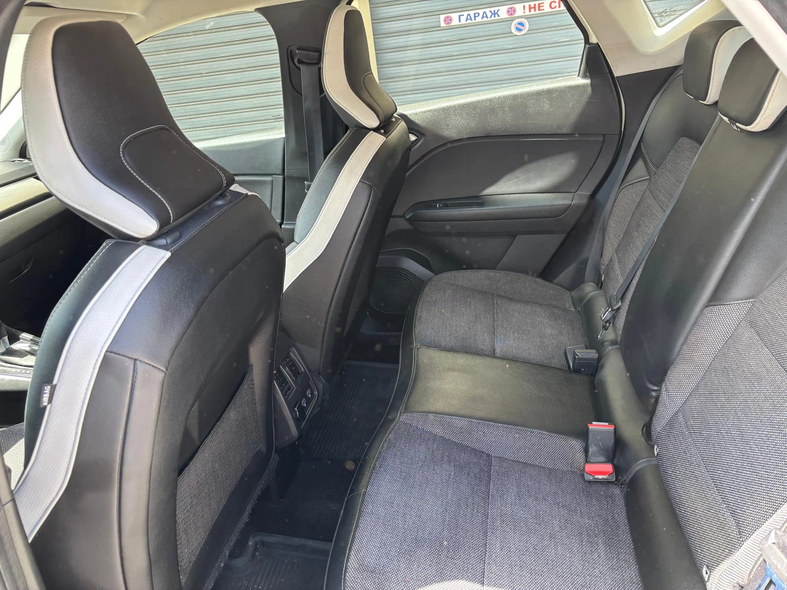 Renault Captur 1.3i16v-TCe Intens! - изображение 9 | Auto.bg Renault Captur 1.3i16v-TCe Intens! - изображение 9