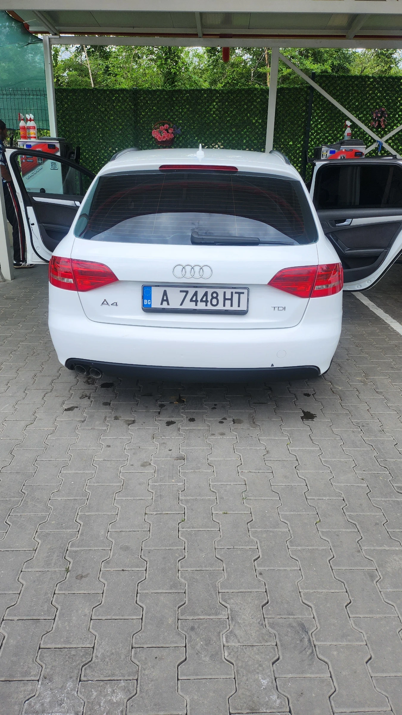 Audi A4 undefined | Auto.bg — изображение 1 Audi A4 undefined | Auto.bg — изображение 1