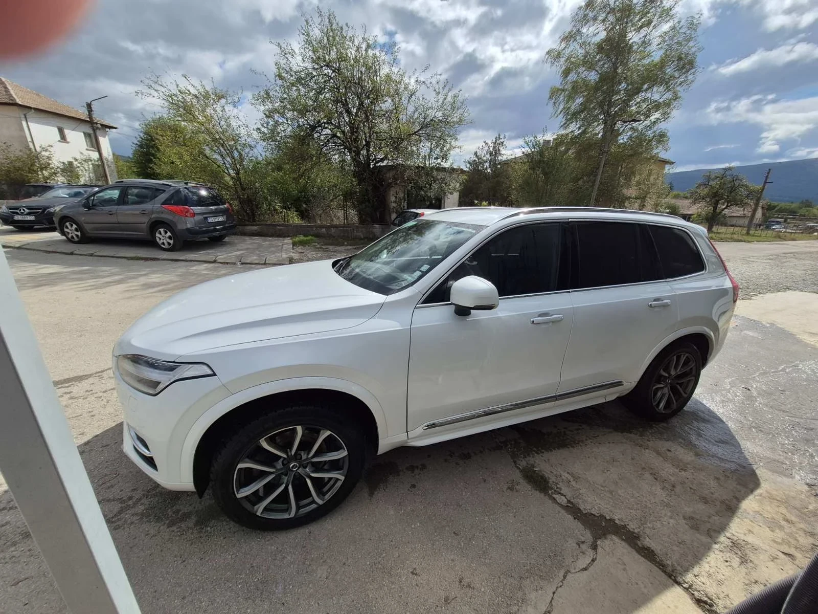 Volvo Xc90 Volvo XC90 D5 AWD Inscription, 2018 г., 7 места,  - изображение 3 | Auto.bg Volvo Xc90 Volvo XC90 D5 AWD Inscription, 2018 г., 7 места,  - изображение 3