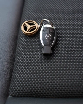 Mercedes-Benz E 350 9G Tronic - 13200 € / 25816.96 лв. - 62089613 11 | Car24.bg Mercedes-Benz E 350 9G Tronic - 13200 € / 25816.96 лв. - 62089613 11