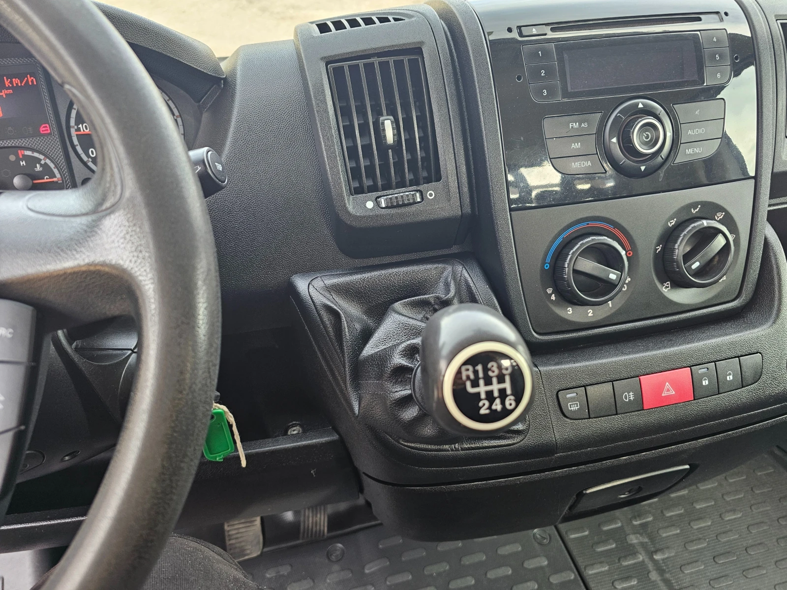 Fiat Ducato 2.3 mj - изображение 10 | Auto.bg Fiat Ducato 2.3 mj - изображение 10