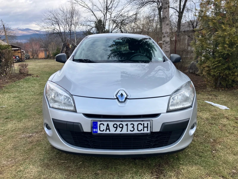Renault Megane 2012/1.5dci/ProMobile/Климатик/2ключа - 2500 € - 57066233 1 | Car24.bg Renault Megane 2012/1.5dci/ProMobile/Климатик/2ключа - 2500 € - 57066233 1