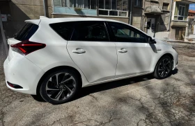 Toyota Auris Hybrid 1.8i Facelift/Navi - 12450 € / 24350.08 лв. - 11412317 2 | Car24.bg Toyota Auris Hybrid 1.8i Facelift/Navi - 12450 € / 24350.08 лв. - 11412317 2
