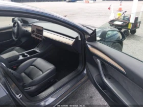 Tesla Model 3 PREMIUM LUXURY/FULL/360CAM/ | Auto.bg — изображение 9 Tesla Model 3 PREMIUM LUXURY/FULL/360CAM/ | Auto.bg — изображение 9